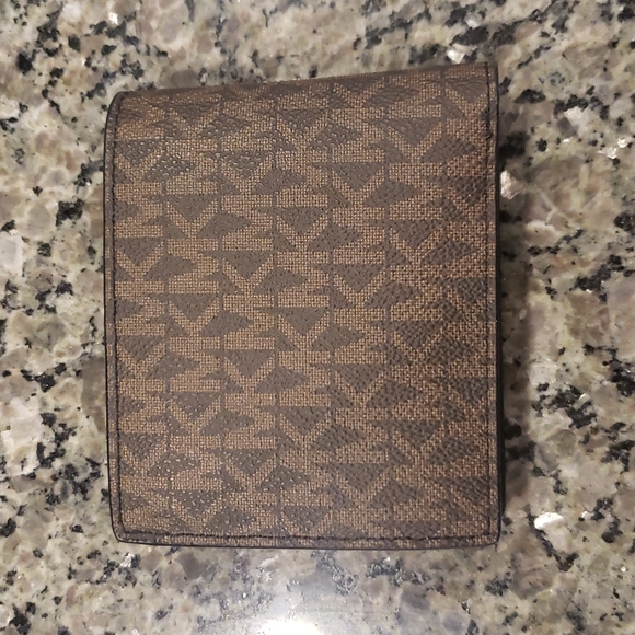 Mens Wallet - Picture 2 of 3